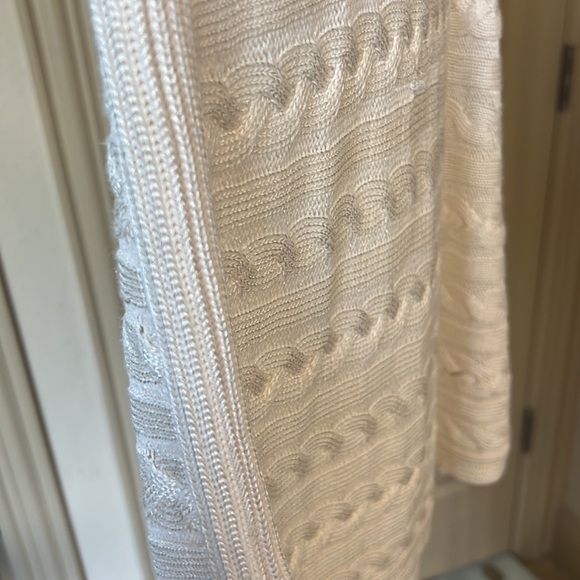 Ralph Lauren Silky feeling cowl neck sweater medium - Picture 5 of 8